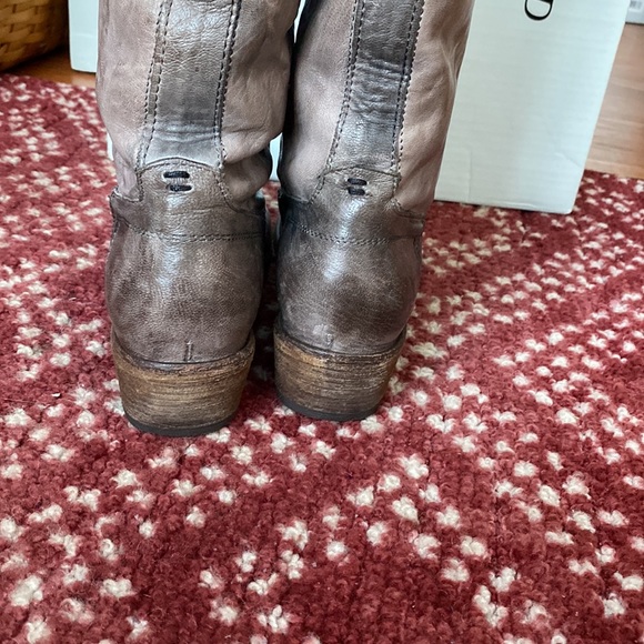 FRYE carson tab tall boot - Picture 3 of 6